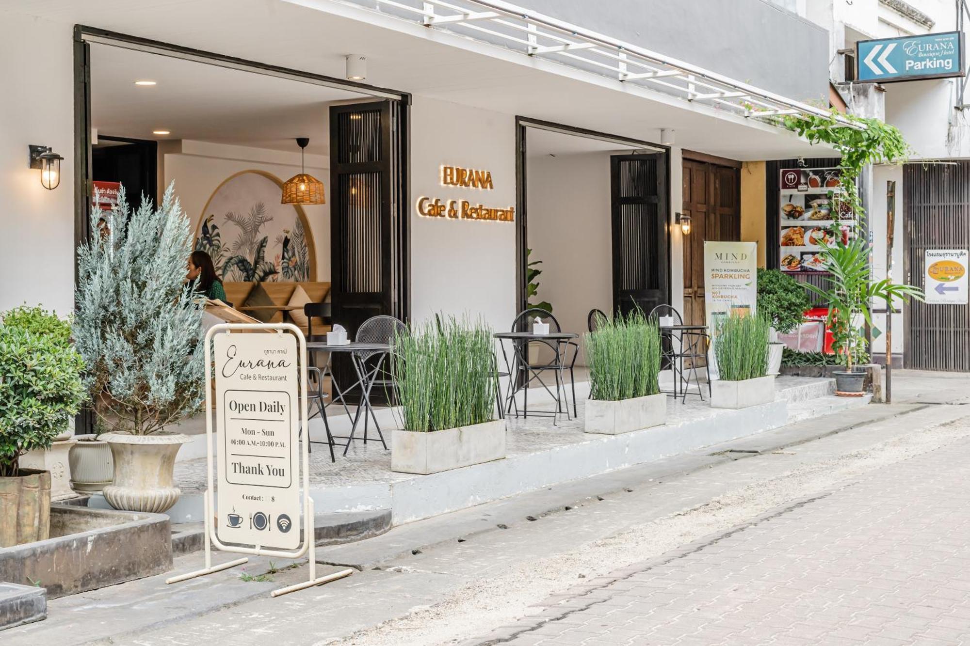 Eurana Boutique Hotel Чиангмай Екстериор снимка