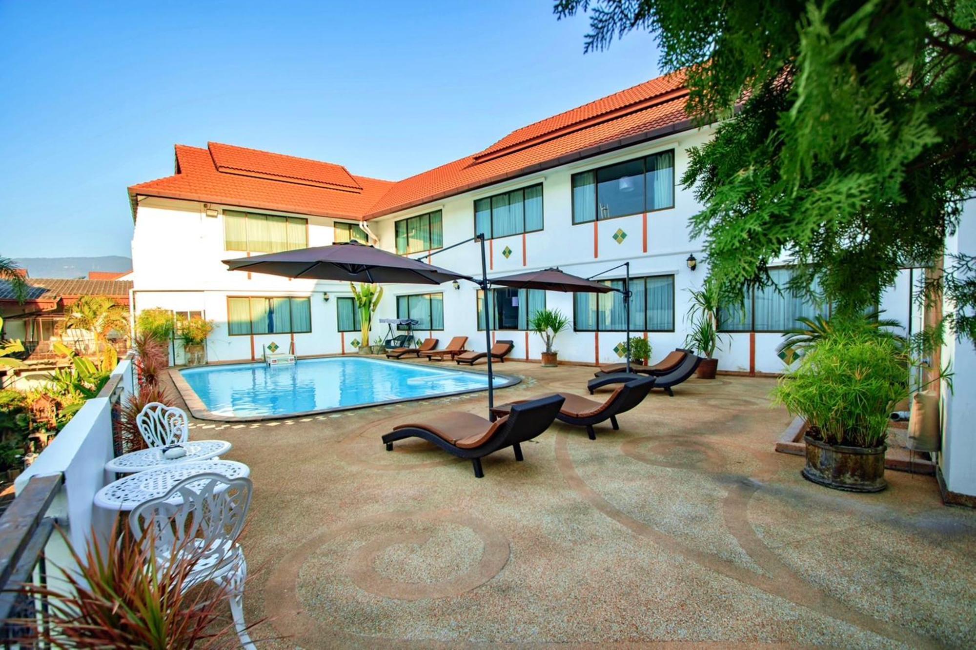 Eurana Boutique Hotel Чиангмай Екстериор снимка