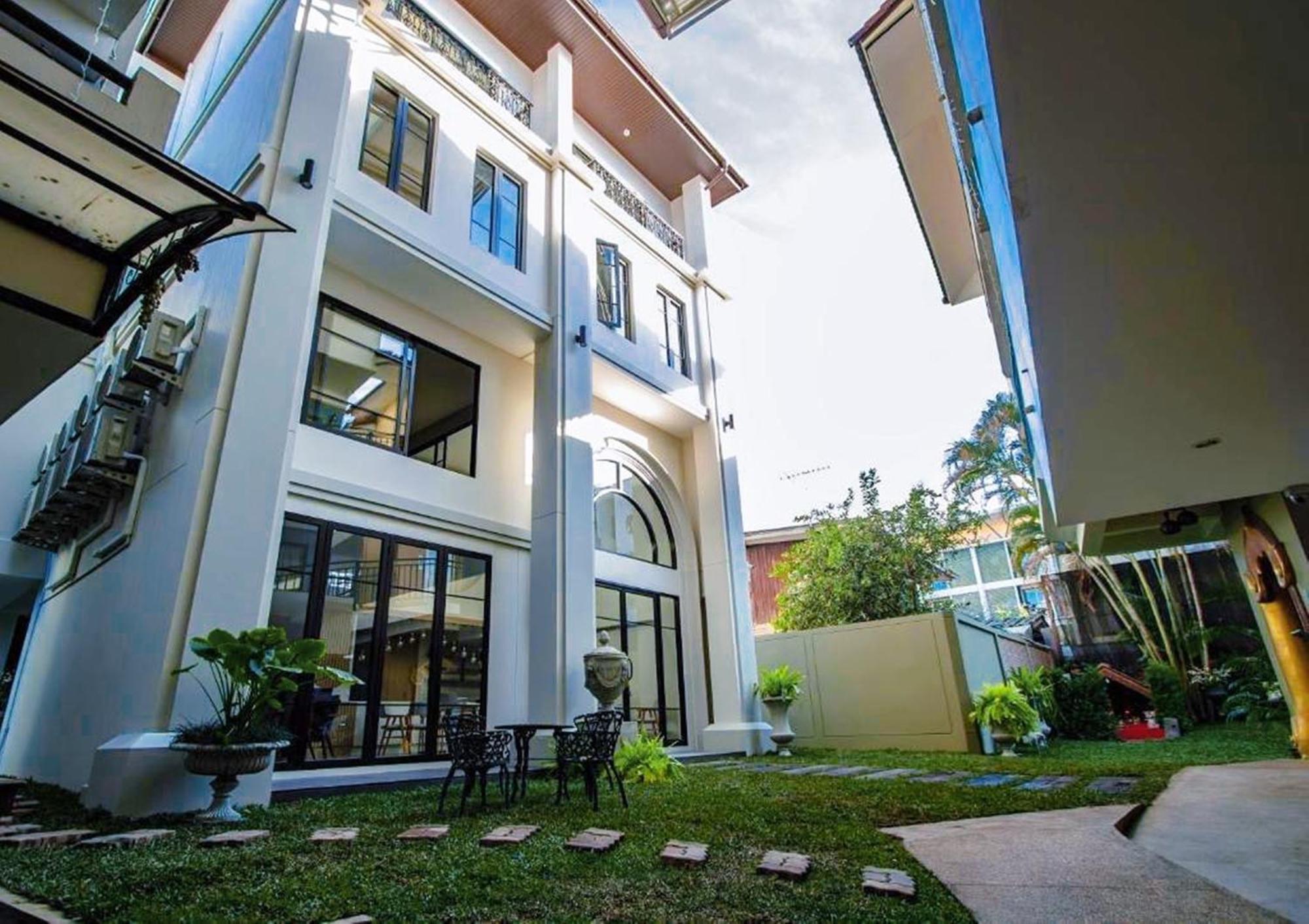 Eurana Boutique Hotel Чиангмай Екстериор снимка